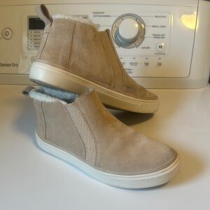 TOMS Bryce Tan Suede ankle boots booties - Fur-Lined Slip-On